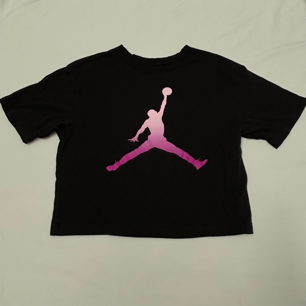 Nike Air Jordan Kids Black Crop Tee with Pink Gradient Jump-man